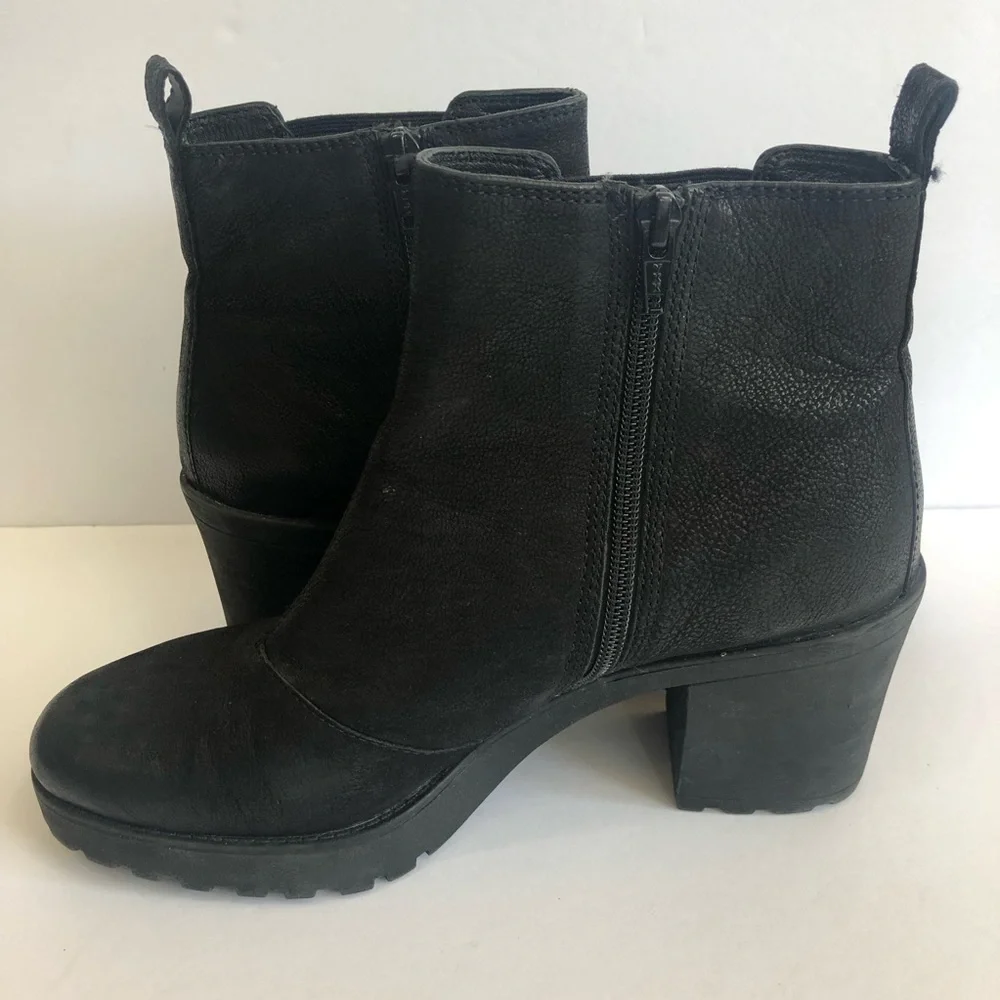 Vagabond Grace black Nubuck Chelsea ankle boots. - Picture 3 of 10